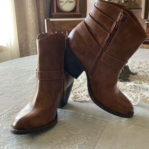 Womens JellyPop Ankle Boots 7-1/2